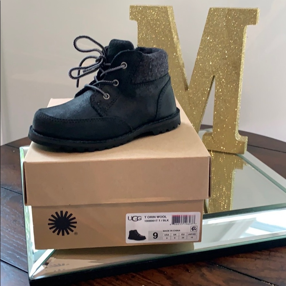 Black ugg kids boots